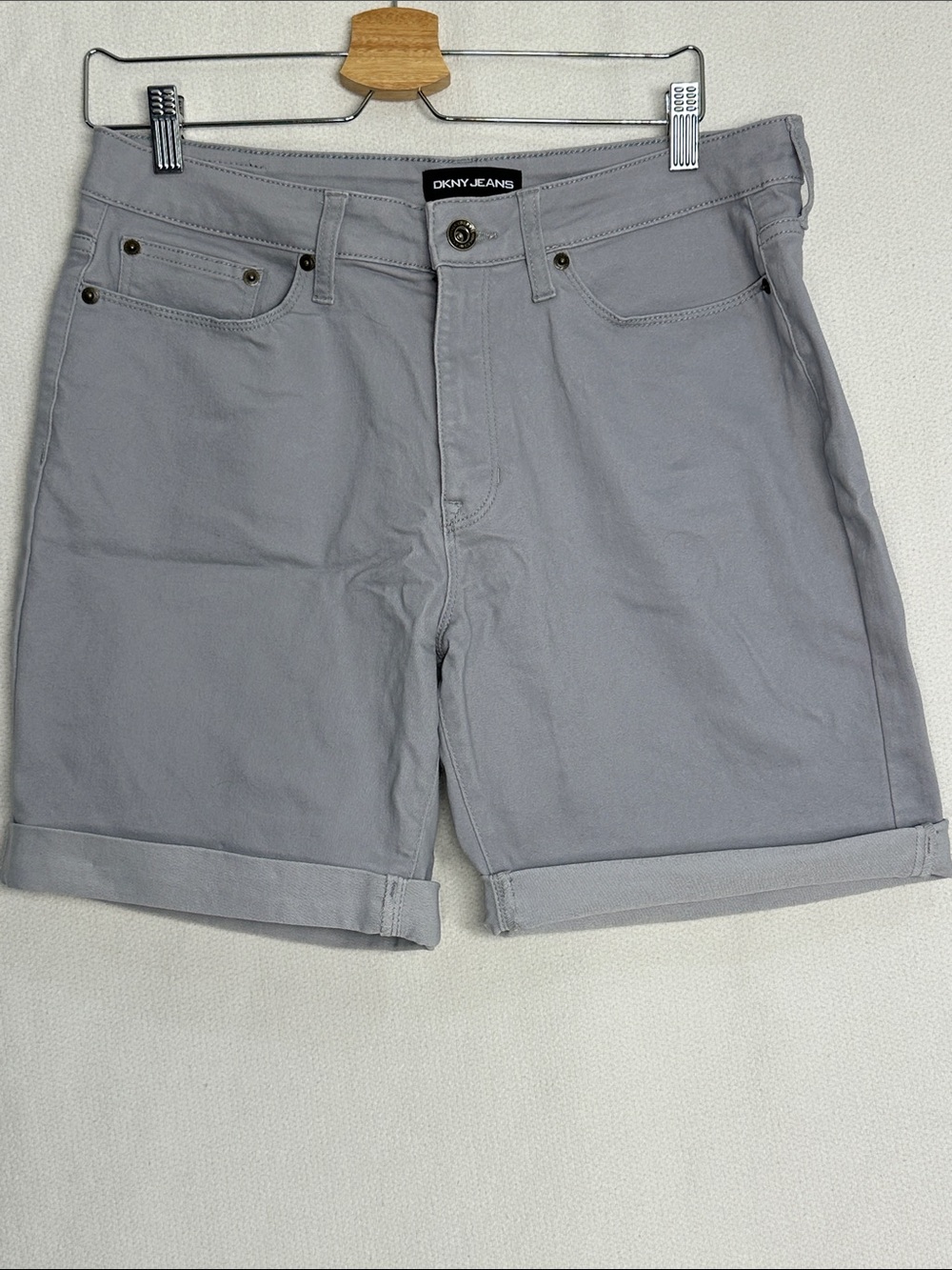 DKNY Women's Light Gray Flat Front Shorts